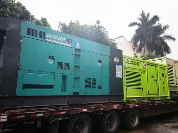 10-2500kw康明斯發電機出租
